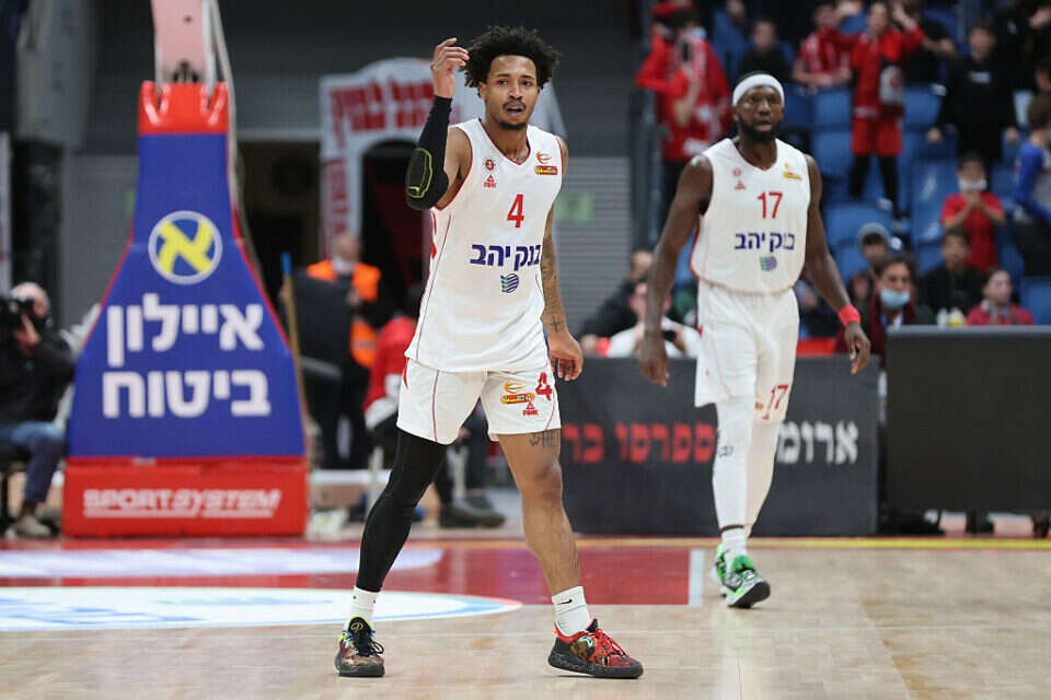 ג'יילן אדאמס. 27 נק' הערב וסל ניצחון דרמטי , לירון מולדובן