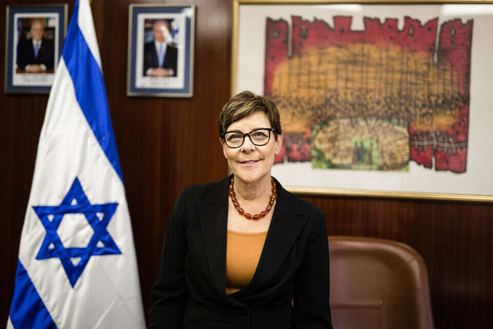 ירדנה מלר הורוביץ , דודי ועקנין