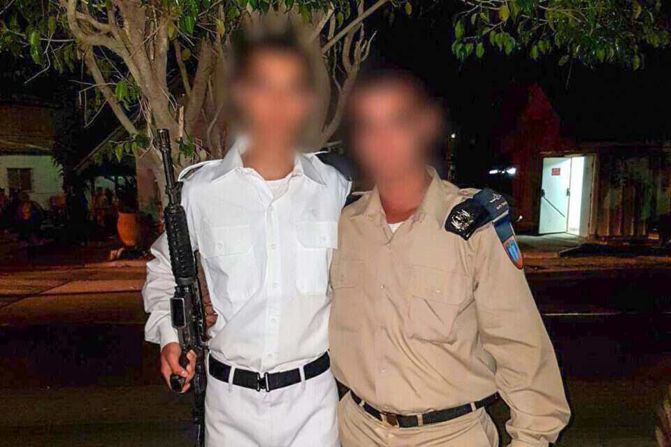 א' ואחיו אופק // צילום: דובר צה"ל ,