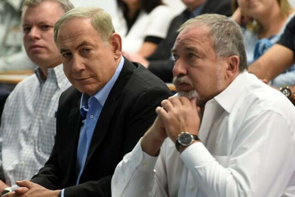יחסים עכורים. ליברמן ונתניהו, ארכיון , חיים צח/ לע"מ