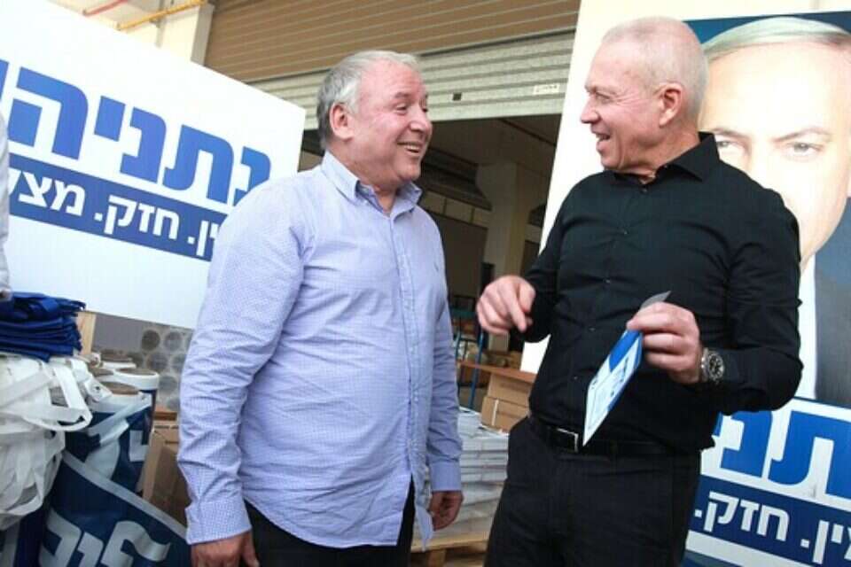 גלנט ואמסלם. חברים קרובים , יהונתן שאול