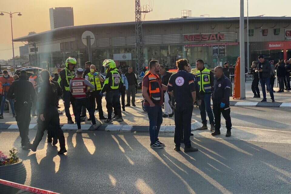 זירת פיגוע הדקירה בבאר שבע , TPS