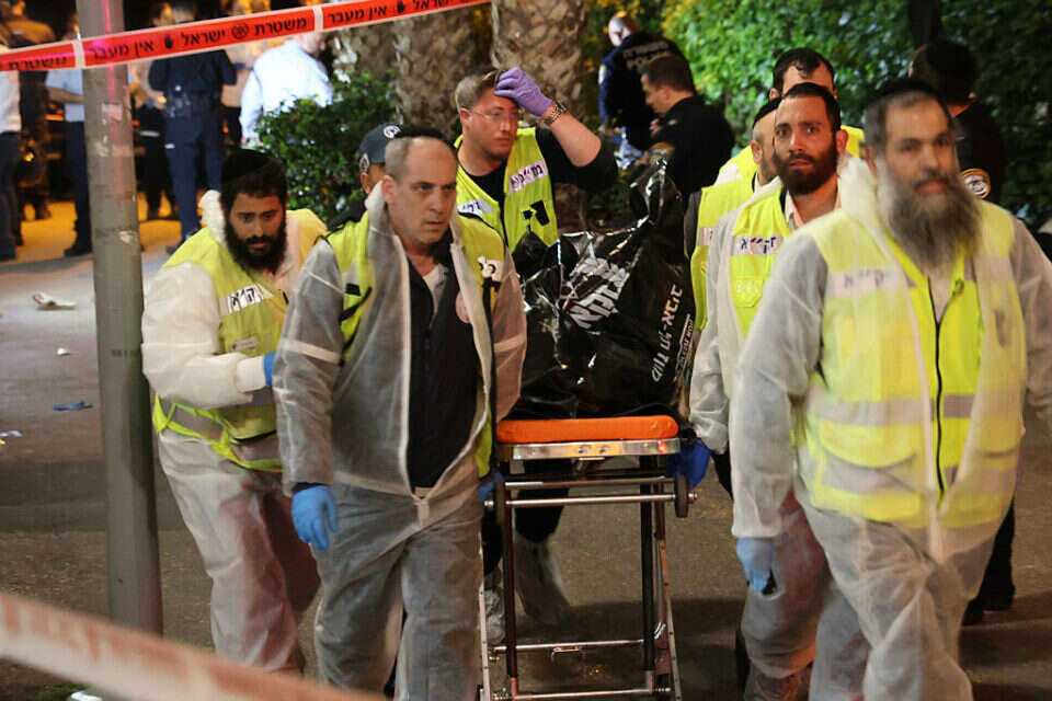כוחות זק"א מפנים גופת הרוג בפיגוע , קוקו