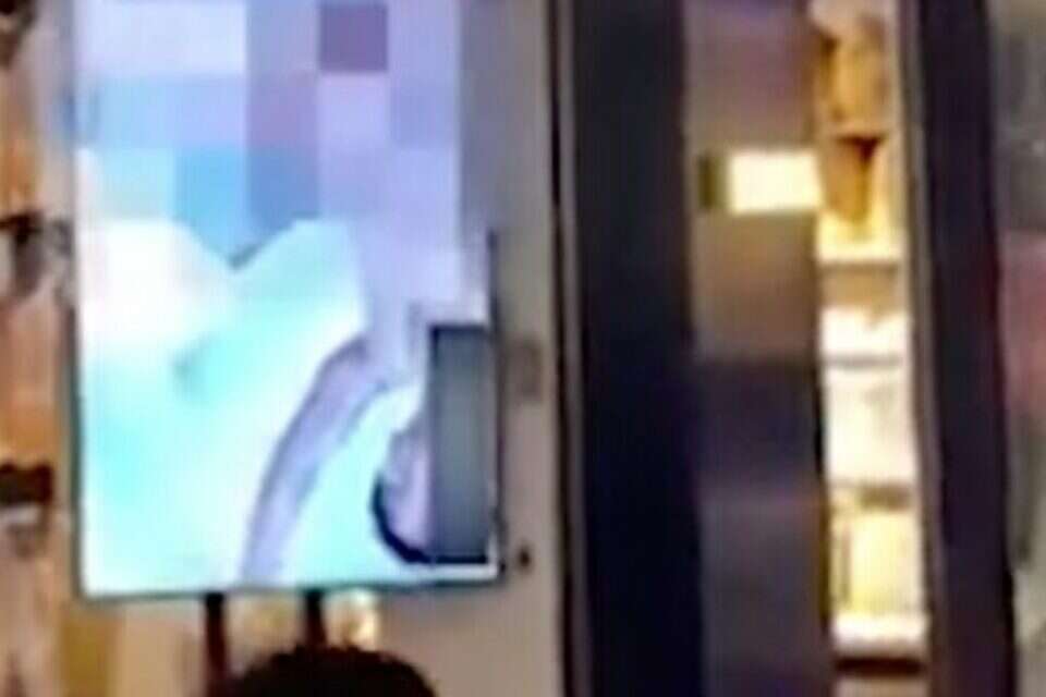 ,