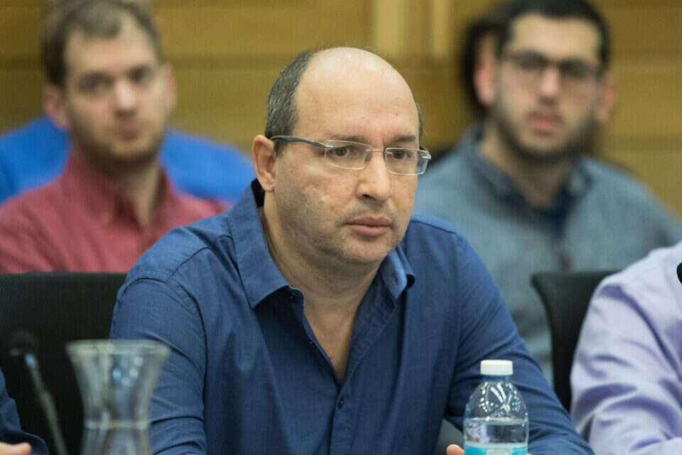 מאיים שוב. יו"ר ההסתדרות אבי ניסנקורן // צילום: נעם ריבקין פנטון ,
