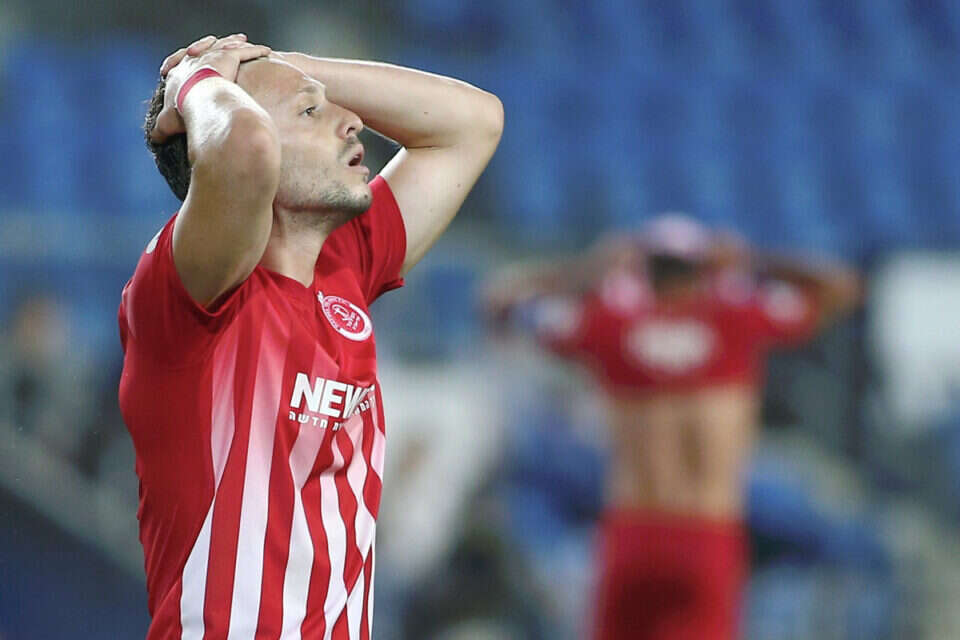 צילום: אלן שיבר // עמרי אלטמן. חוזה כפול מול האדומים ,