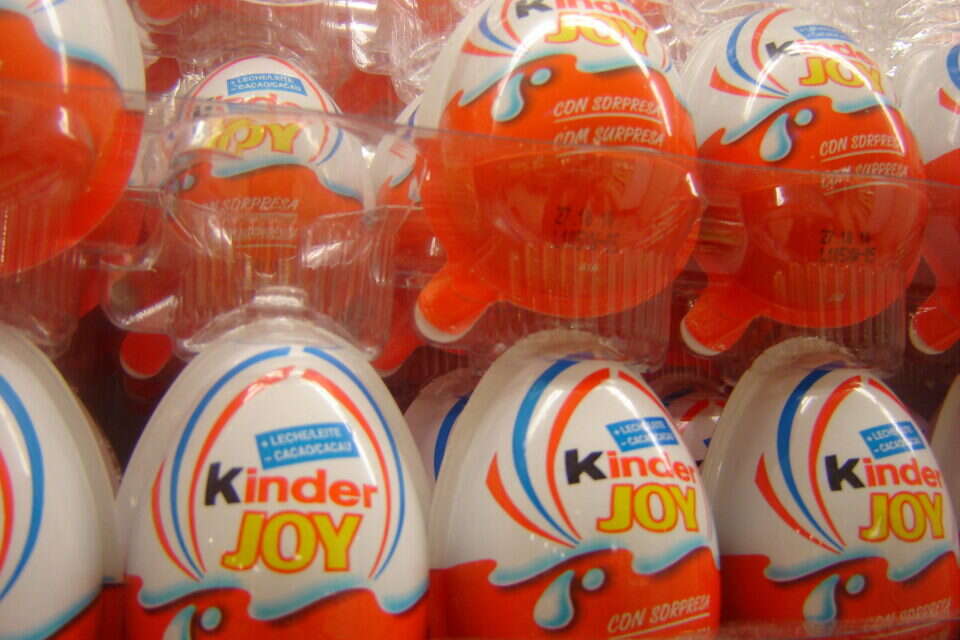 ביצת קינדר , Kinder Joy, ויקיפדיה