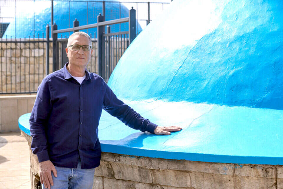 "השנה אנחנו יוצרים מתווה חדש". הפרויקטור צבי טסלר , דוד כהן/ג'יני