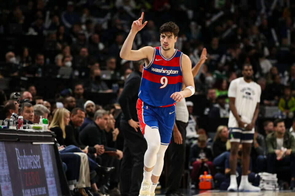 אבדיה, חוגג הלילה , USA TODAY Sports