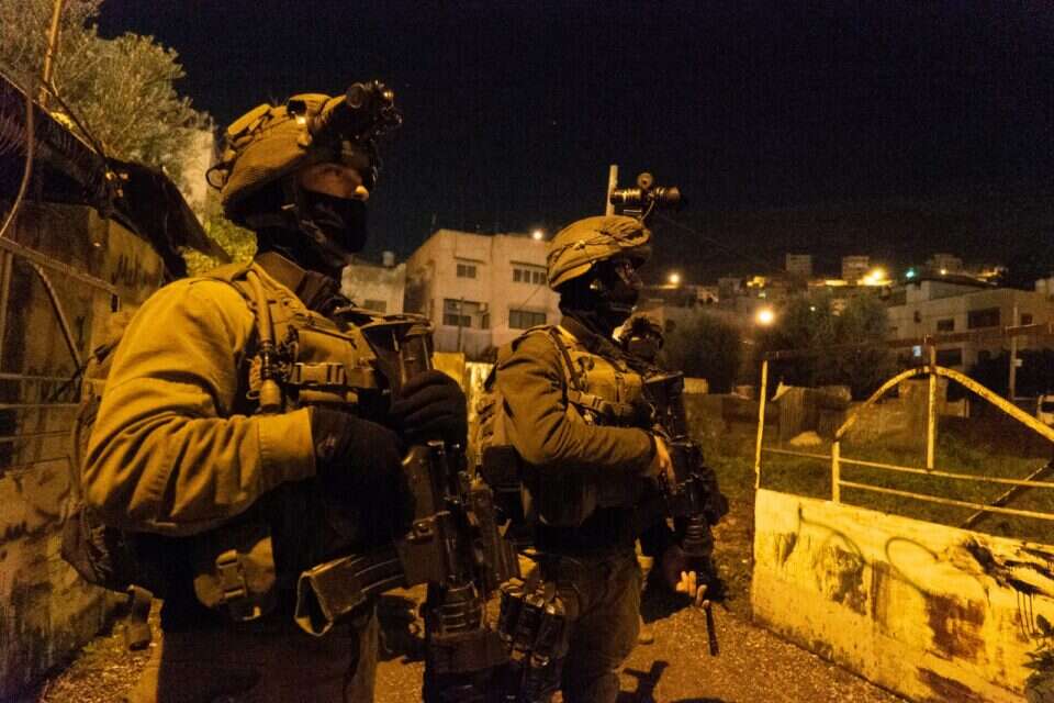 כוחות צה"ל הלילה ברמאללה // צילום: דובר צה"ל // כוחות צה"ל הלילה ברמאללה // צילום: דובר צה"ל ,