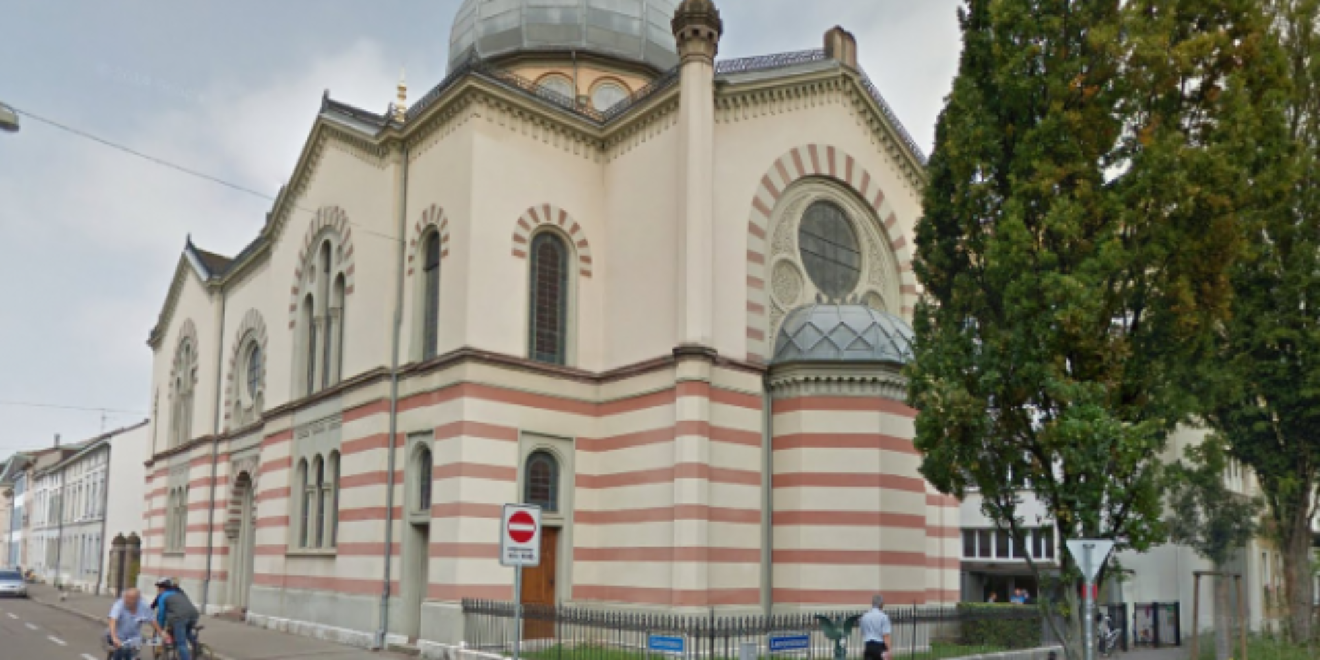 בית כנסת ליובאוויטש // צילום מסך: Google Street View , 
