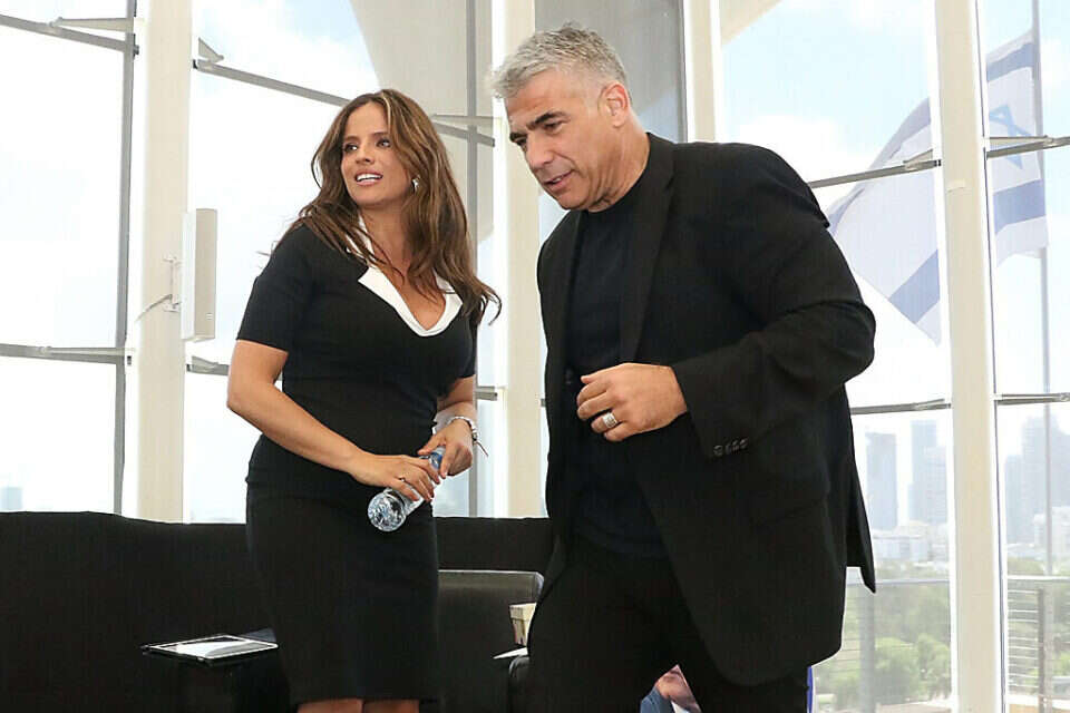 לפיד ותשבי (צילום ארכיון) , קוקו