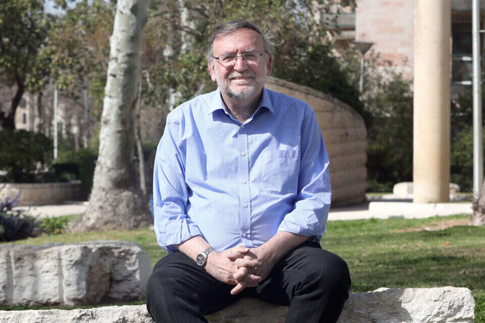 גדעון מרקוביץ' , 
"אנחנו ממשיכים את החוויה שהחלו האנשים במאה ה־18". פיינר 
