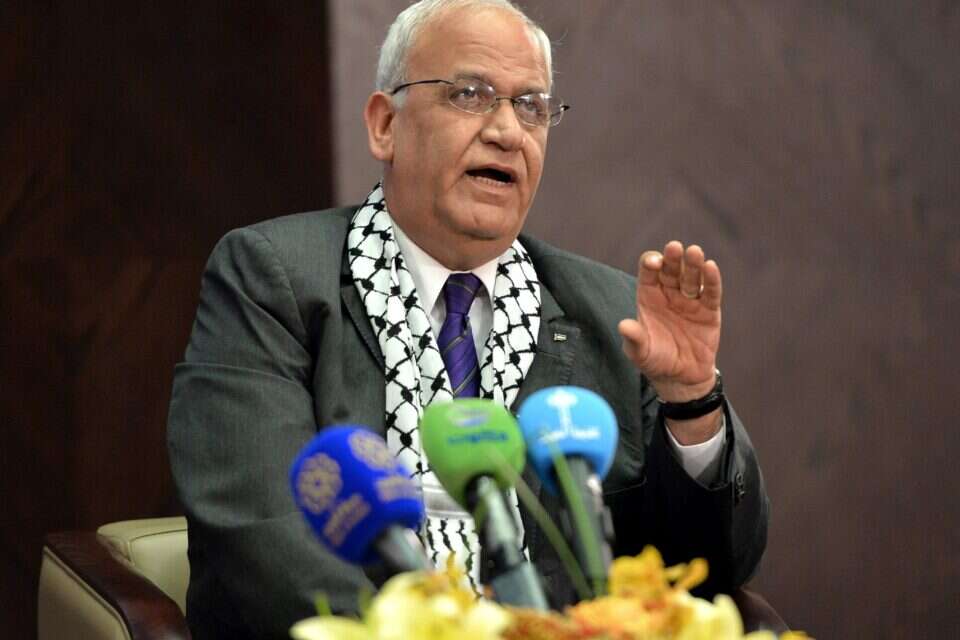 סאיב עריקאת // צילום: EPA ,