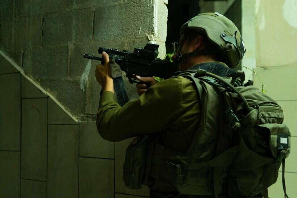 פעילות לוחמי צה"ל בכפר חוסאן, ארכיון , דובר צה"ל