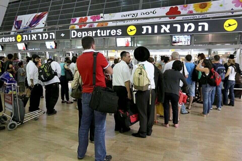 נוסעים בנתב"ג , גדעון מרקוביץ'