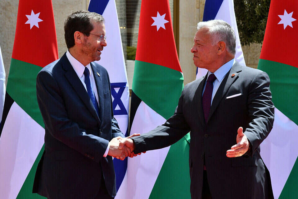המלך עבדאללה והנשיא הרצוג בעמאן, לפני כחודש , רויטרס