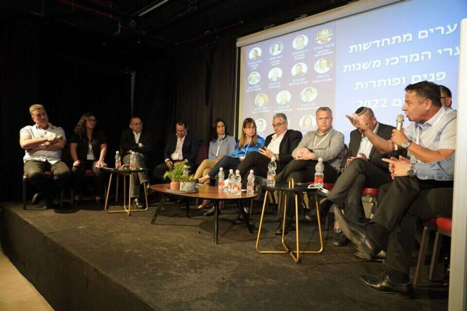 ראשי ערים בכנס "ישראל היום":  מדוע הממשלה לא מתמרצת התחדשות עירונית?  , שחר זיו 