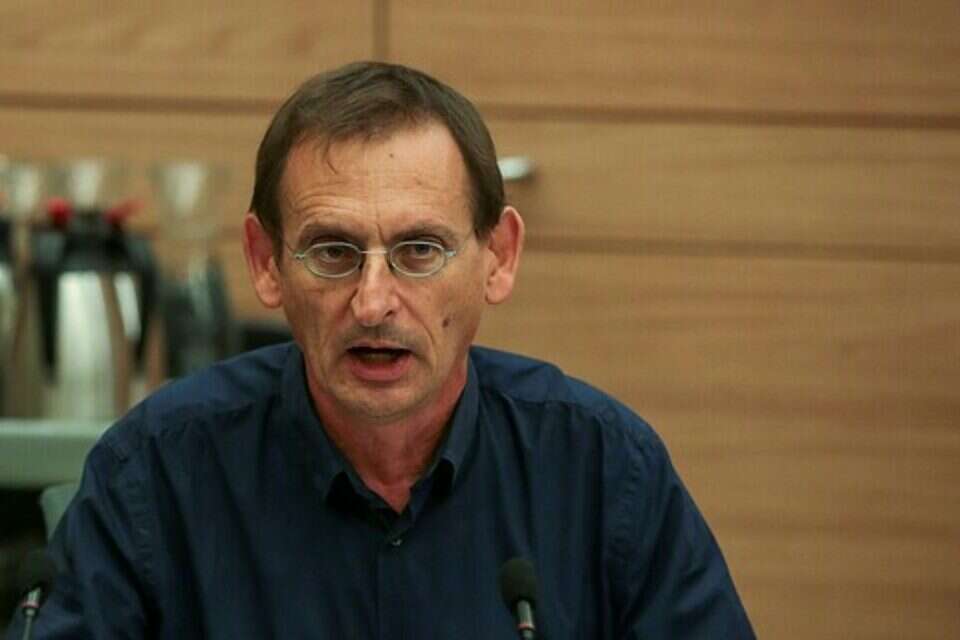 יוזם החוק ח"כ חנין // צילום: אורן בן חקון , 