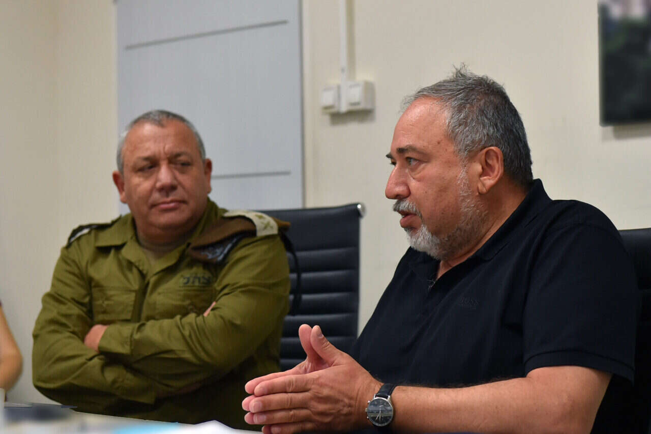 The shallowest platform there is: the move Eisenkot simply must not make