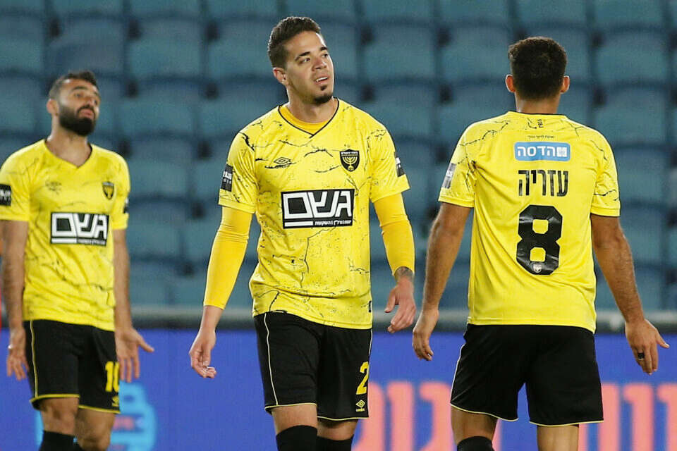 מחיאס. יעזוב את בית"ר למרות השיפור ביכולת , אלן שיבר
