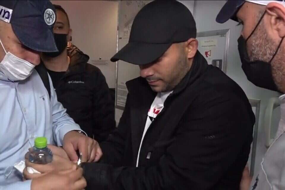 מעצרו של ליאור חדד עם נחיתתו באר , דוברות המשטרה