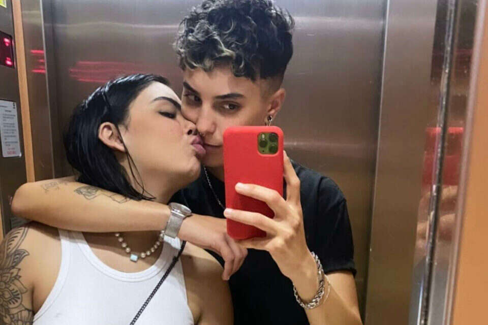 מיי רביבו עם האקסית אופל חזיזה. היו זמנים , אינסטגרם