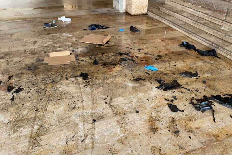 זירת אירוע באשדוד לאחר ההצתה , אביחי דלאל