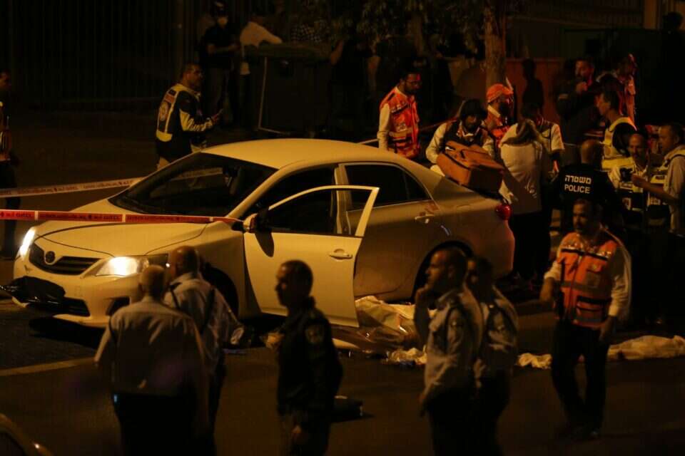 זירת הפיגוע באלעד ,