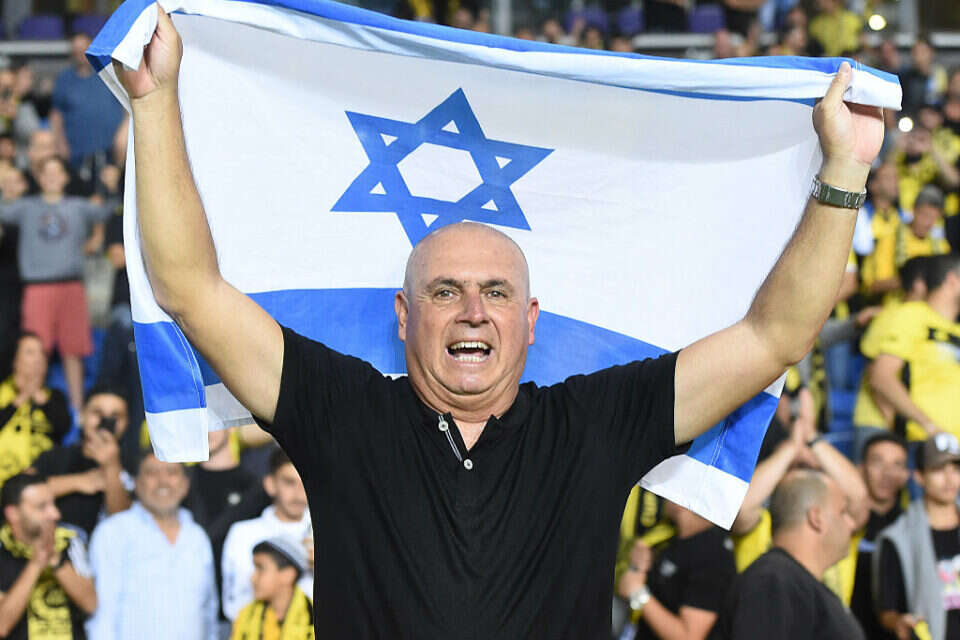 בני לם מאושר  , ברני ארדוב
