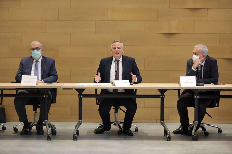 "עיכוב הפרסום פוגע בשקיפות ההחלטות". ועדת סל הבריאות לשנת 2021 , גדעון מרקוביץ'