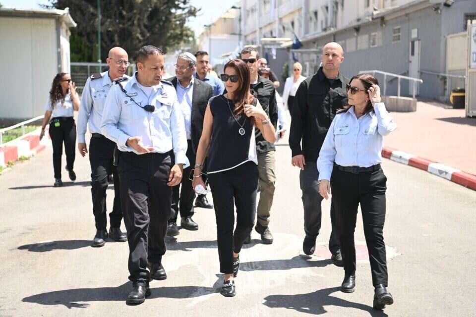 בן ארי במהלך סיור בבית סוהר איילון: "תפקידנו להיות קשובים לצרכים של הארגון" , דוברות שב"ס