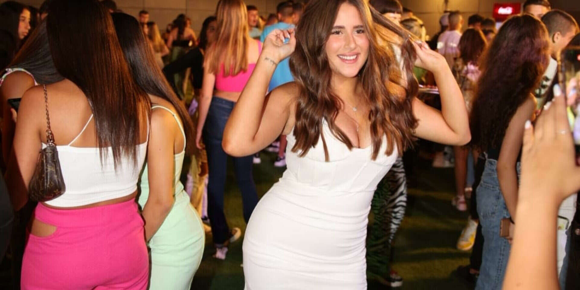 אימא גאה בה. אייר בוזגלו , אור גפן