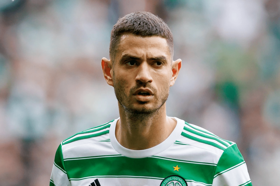 The fans say goodbye to Bitton 