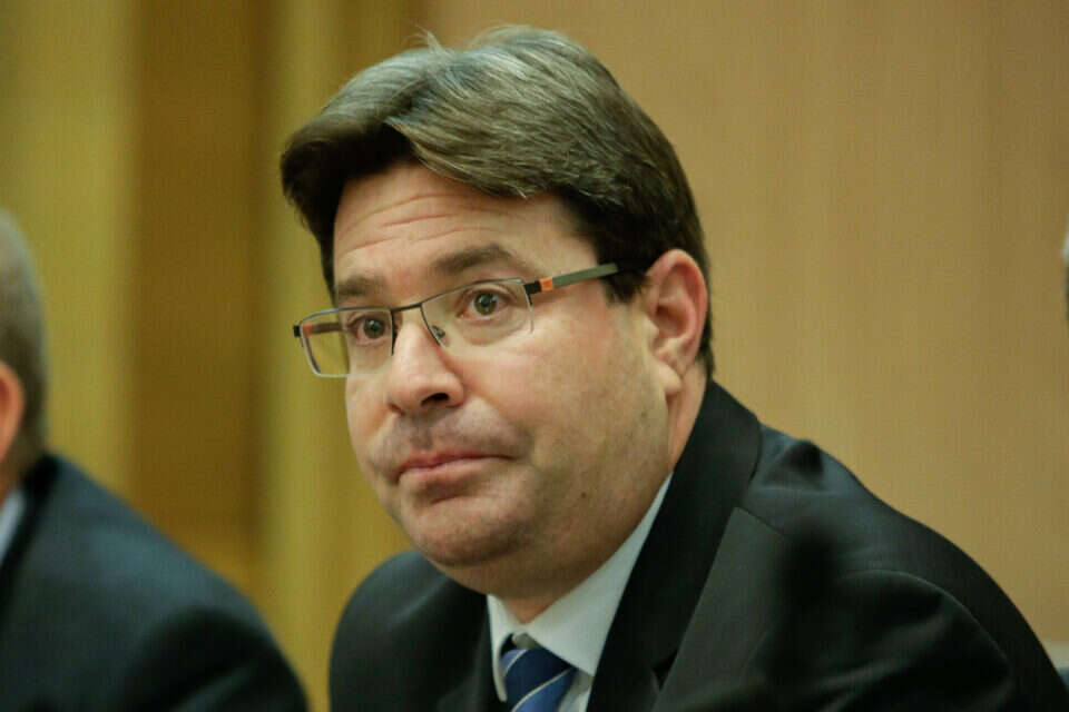 השר אופיר אקוניס // צילום: אורן בן חקון ,