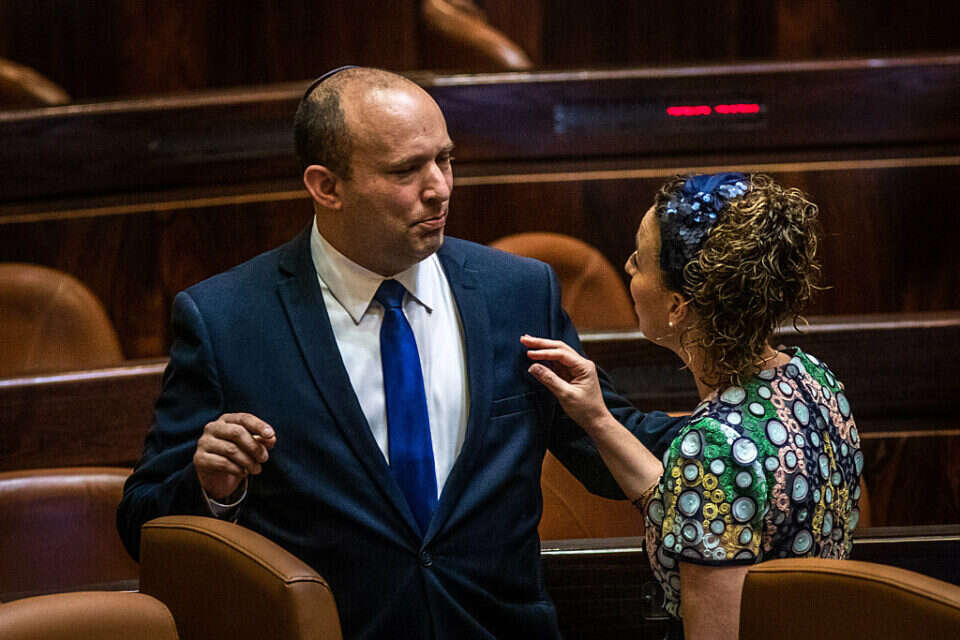 נפתלי בנט ועידית סילמן  , אורן בן חקון