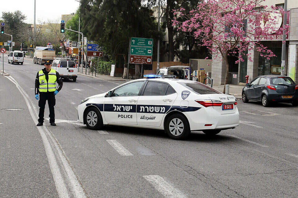 ניידת משטרה (ארכיון) , הרצי שפירא