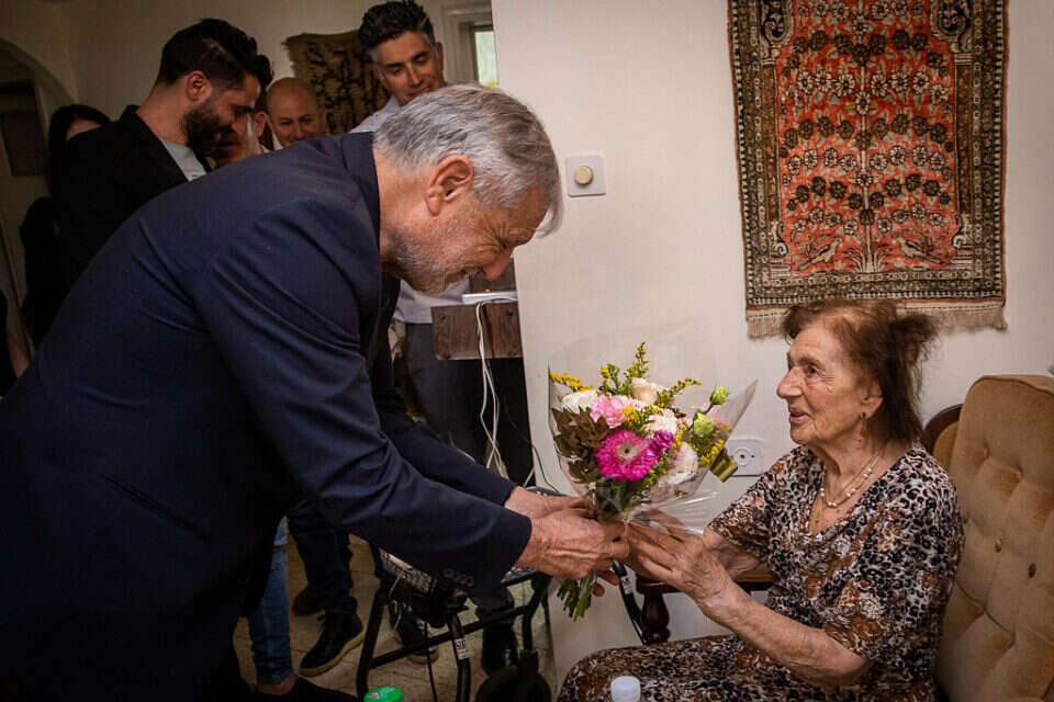 שר הרווחה מאיר כהן , אורן בן חקון