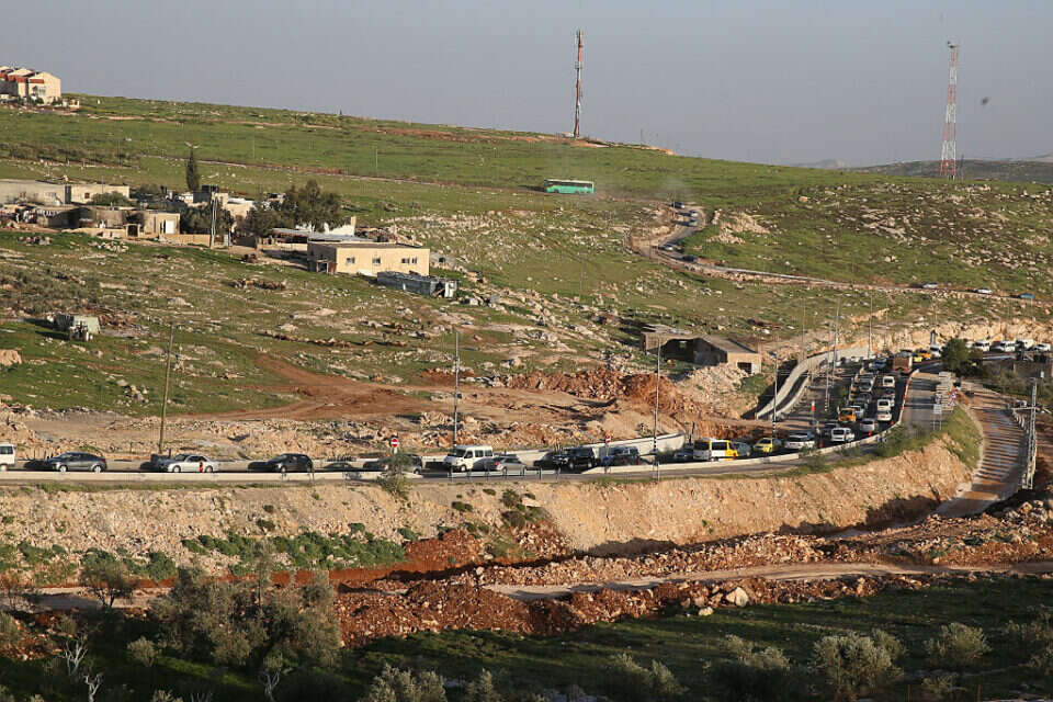 כבישי יו"ש (ארכיון) , מרים צחי