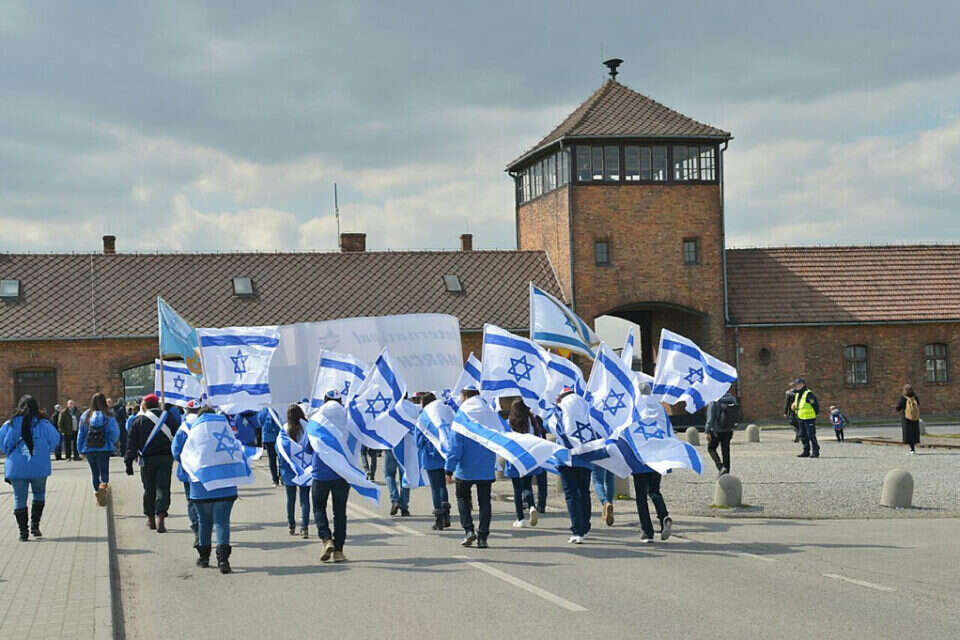 משלחת בפולין , יוסי זליגר