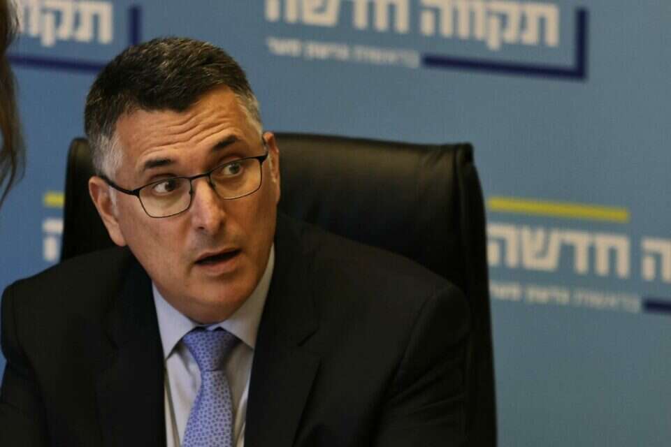 השר גדעון סער , אורן בן חקון