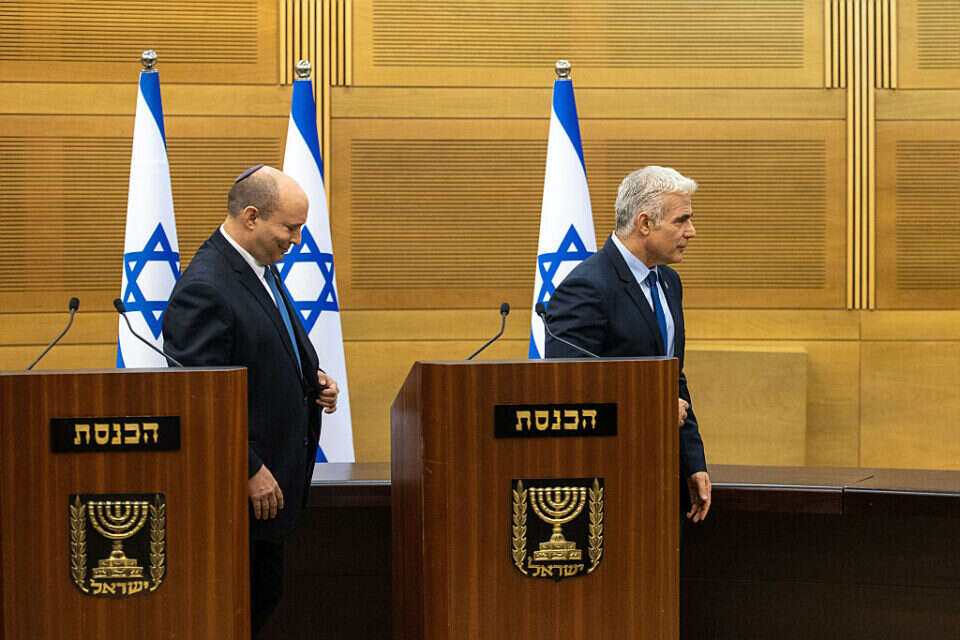 כל החוקים שנתקעו והתפספסו בשל יציאה לבחירות. בנט ולפיד , אורן בן חקון