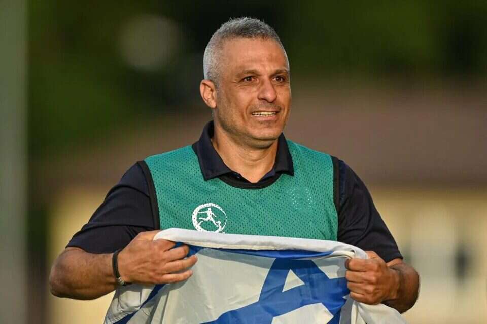 אופיר חיים. מרגש , האתר הרשמי של אופ"א