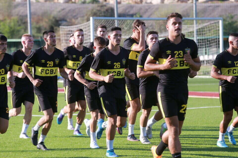 אימון הבכורה של בית"ר ירושלים, באיזה ליגה ישחקו? , קובי אליהו
