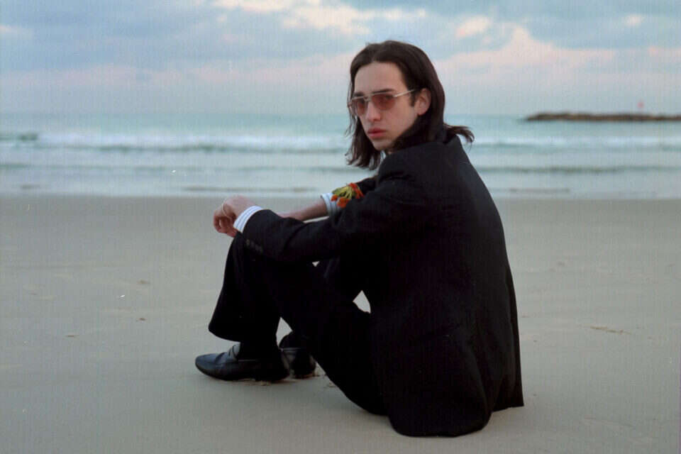 נח אנגלהרד , יואב ארטצ'יק