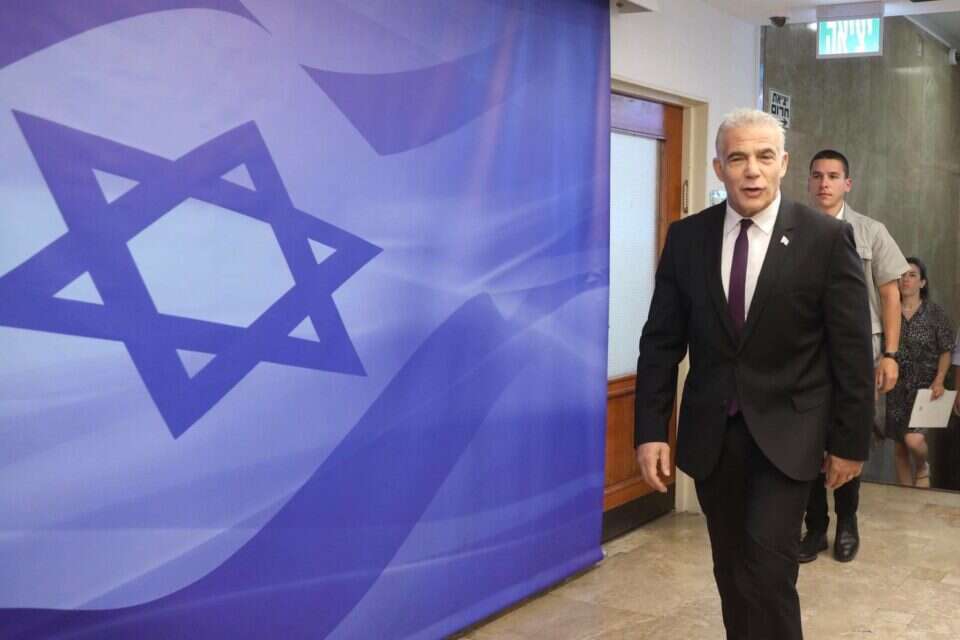 לפיד בישיבת הממשלה , מארק ישראל סלם