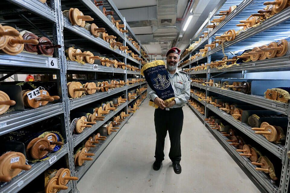 "דברים מדהימים". סא"ל עורקבי , אורן כהן