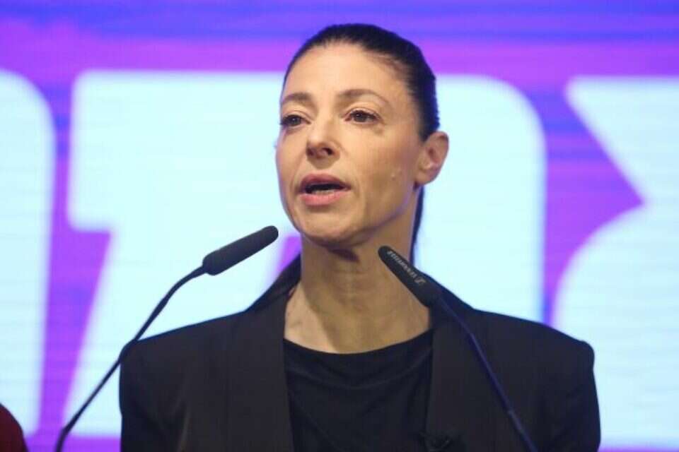 מרב מיכאלי (ארכיון) , קוקו