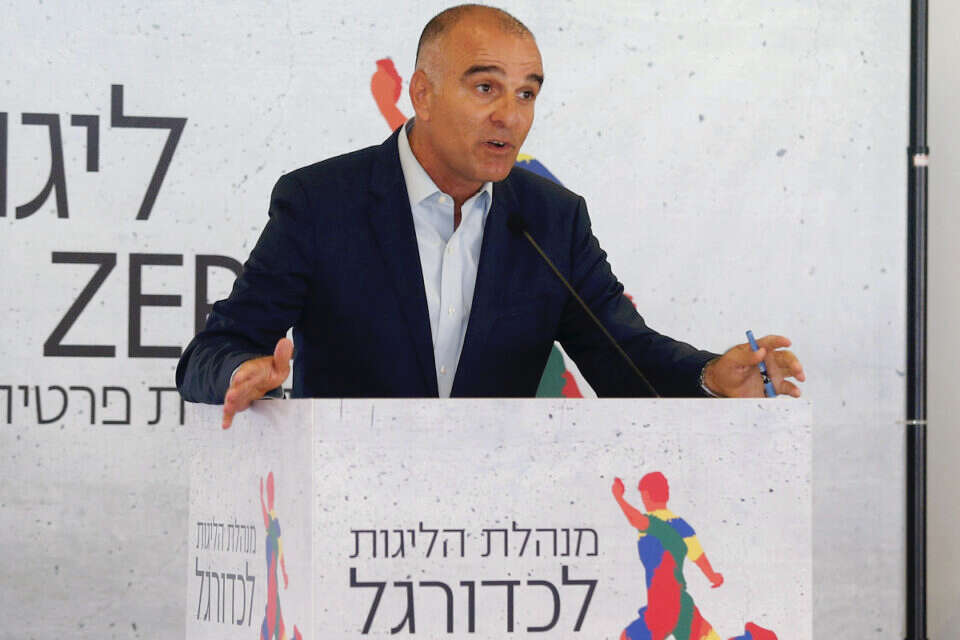 יו"ר המנהלת ארז כלפון , אלן שיבר