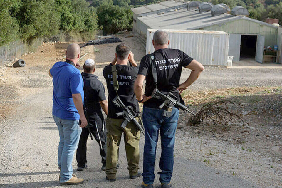 כיתת כוננות (ארכיון) , אייל מרגולין\ג'יני